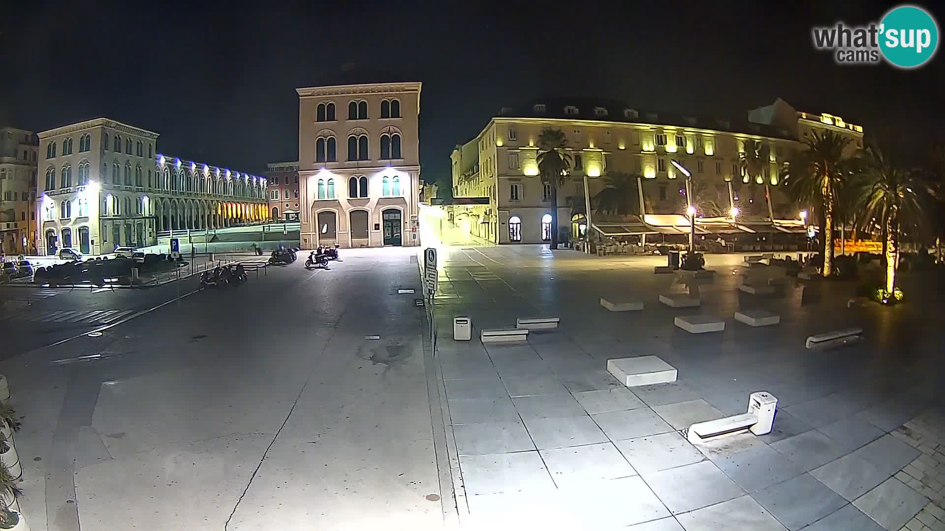 Webcam Split Riva – Prokurative | Trg Republike
