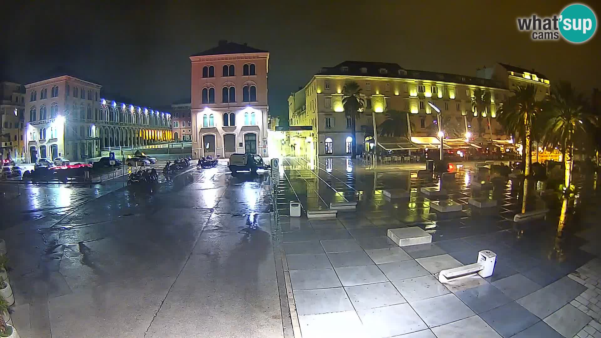 Webcam Split Riva – Prokurative | Trg Republike
