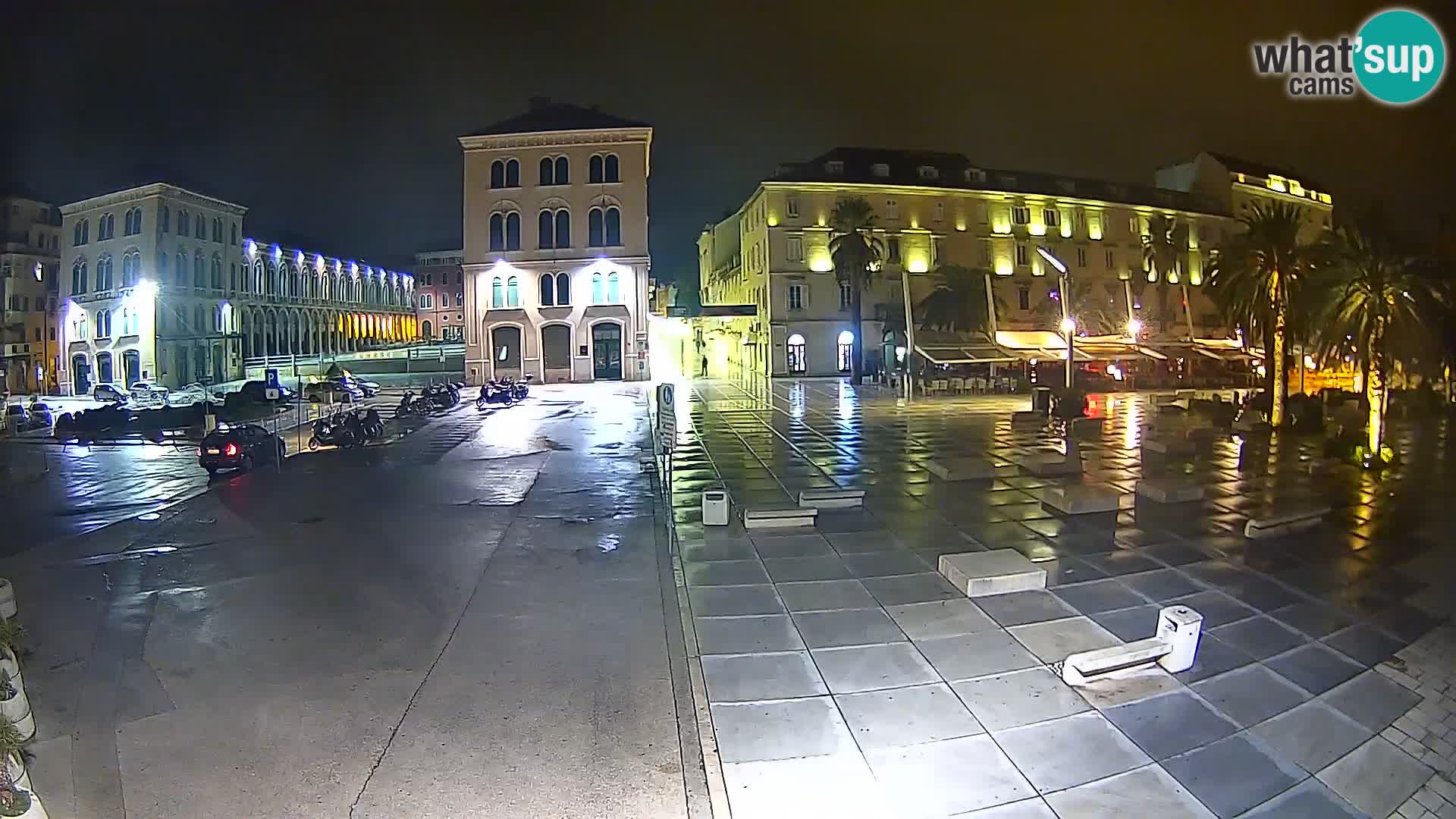 Webcam Split Riva – Prokurative | Trg Republike