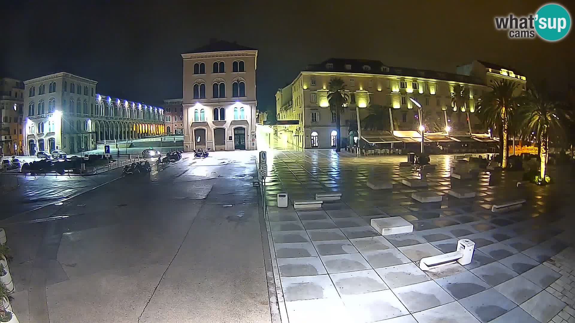 Webcam Split Riva – Prokurative | Trg Republike
