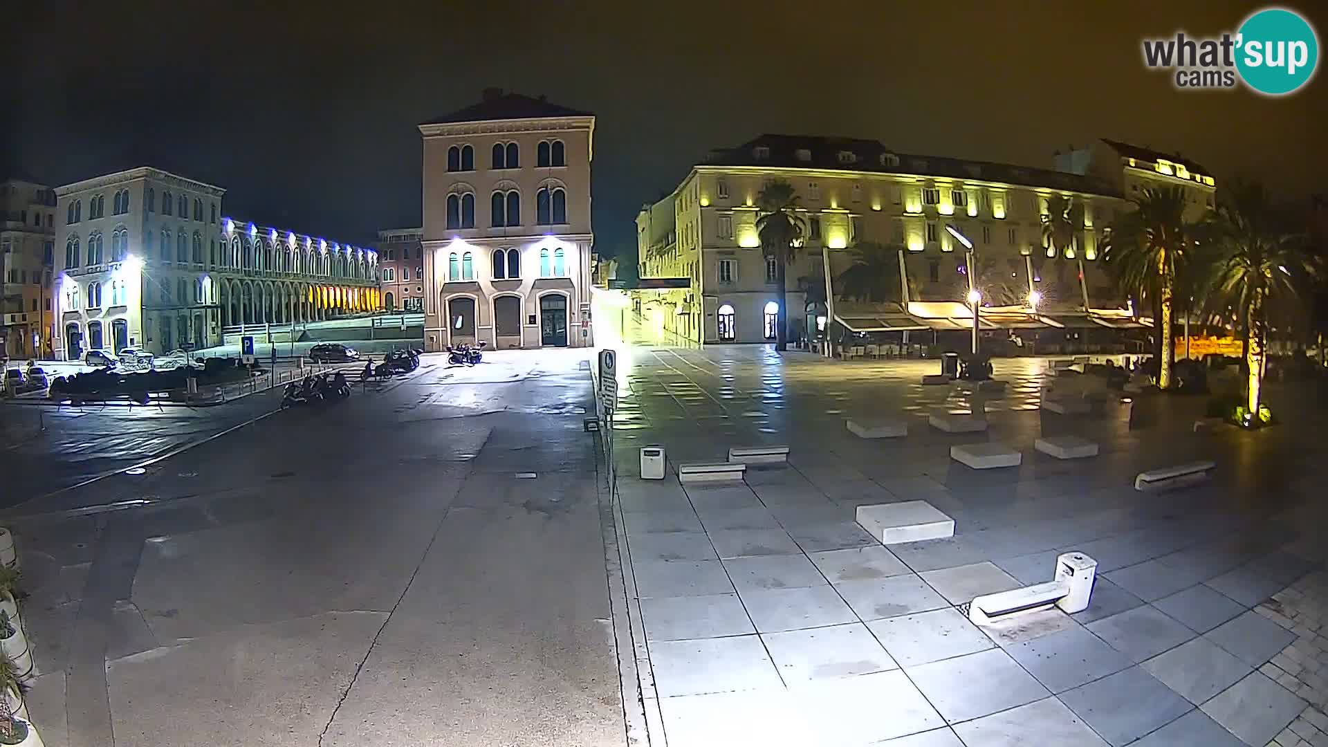 Webcam Split Riva – Prokurative | Trg Republike