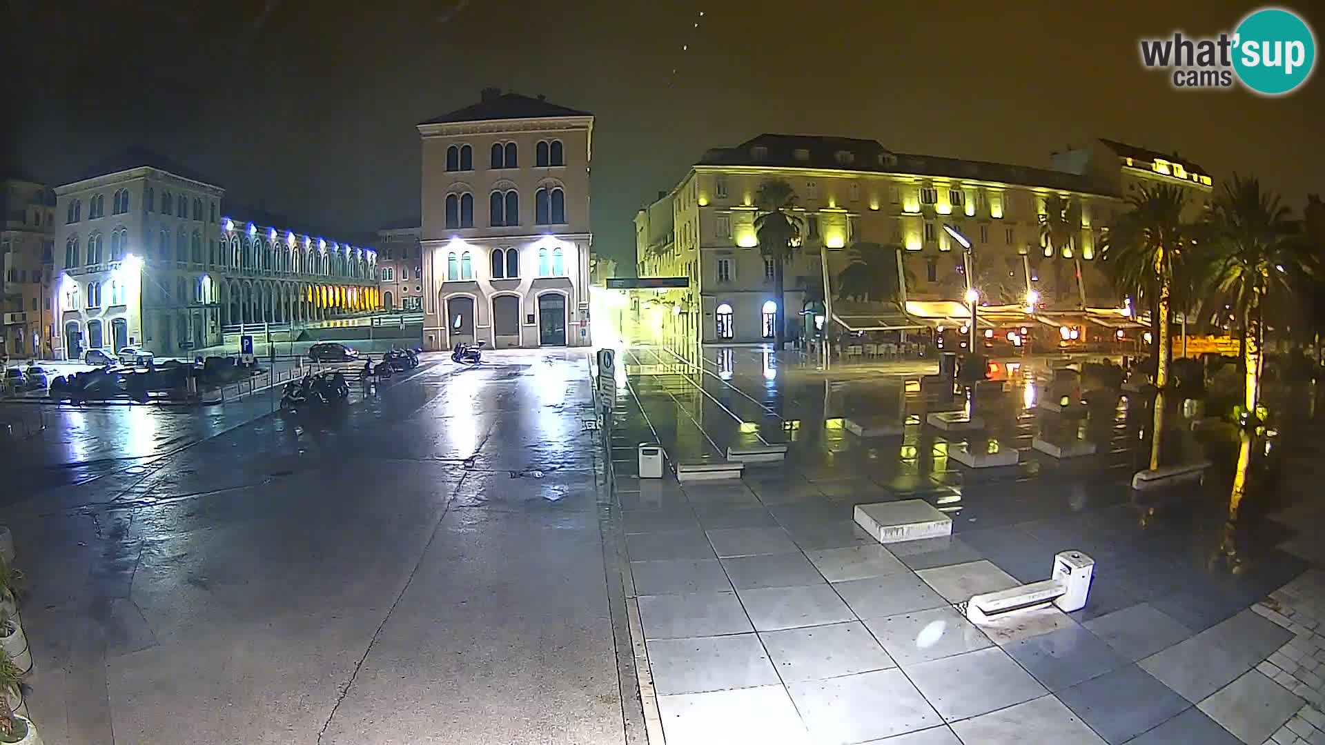 Webcam Split Riva – Prokurative | Trg Republike