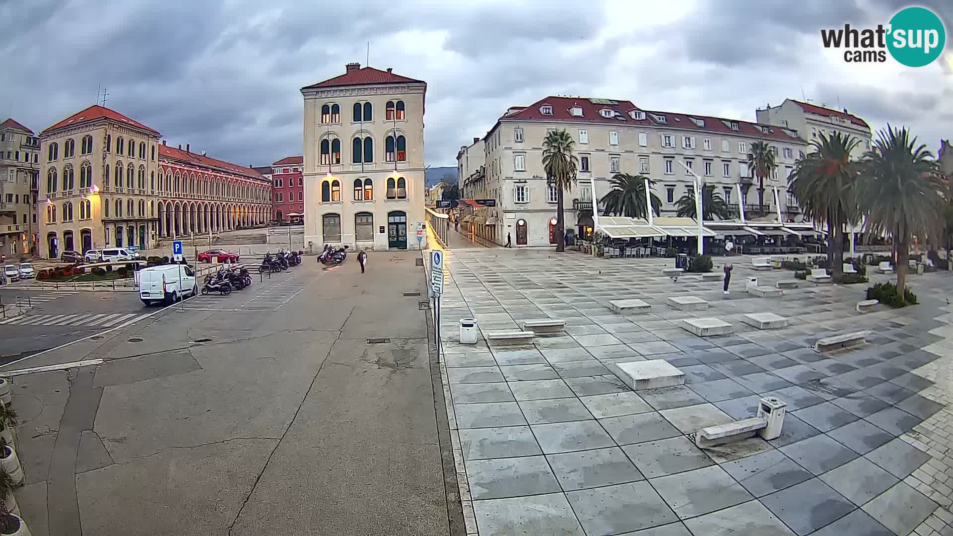 Webcam Split Riva – Prokurative | Trg Republike