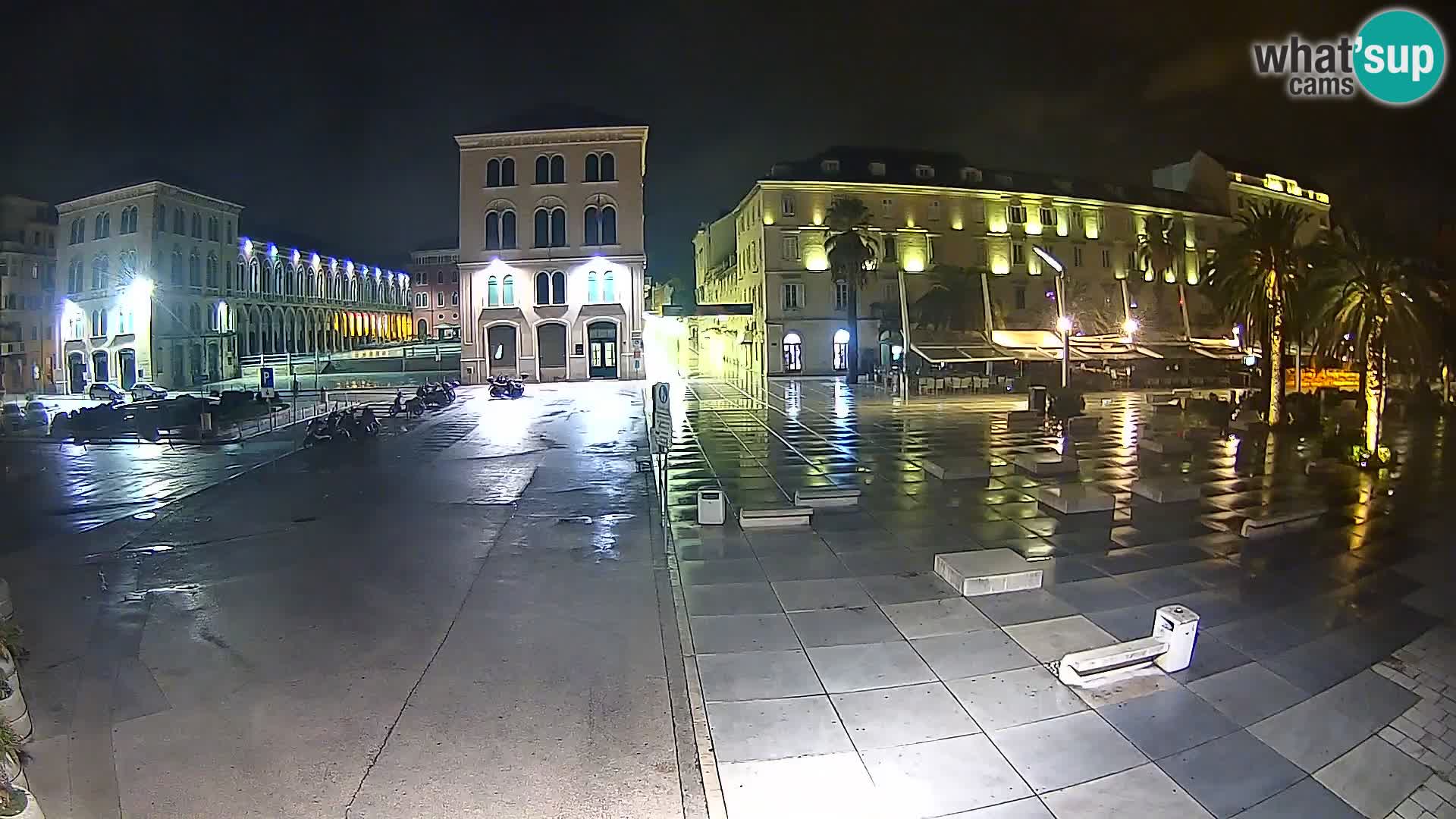 Webcam Split Riva – Prokurative | Trg Republike