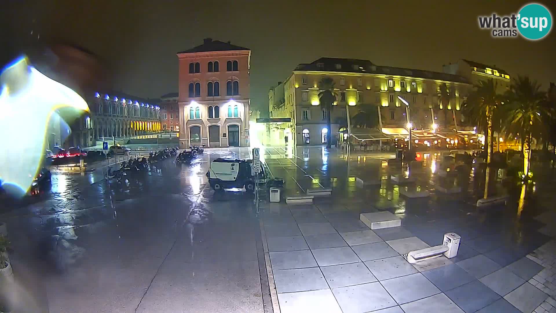 Webcam Split Riva – Prokurative | Trg Republike