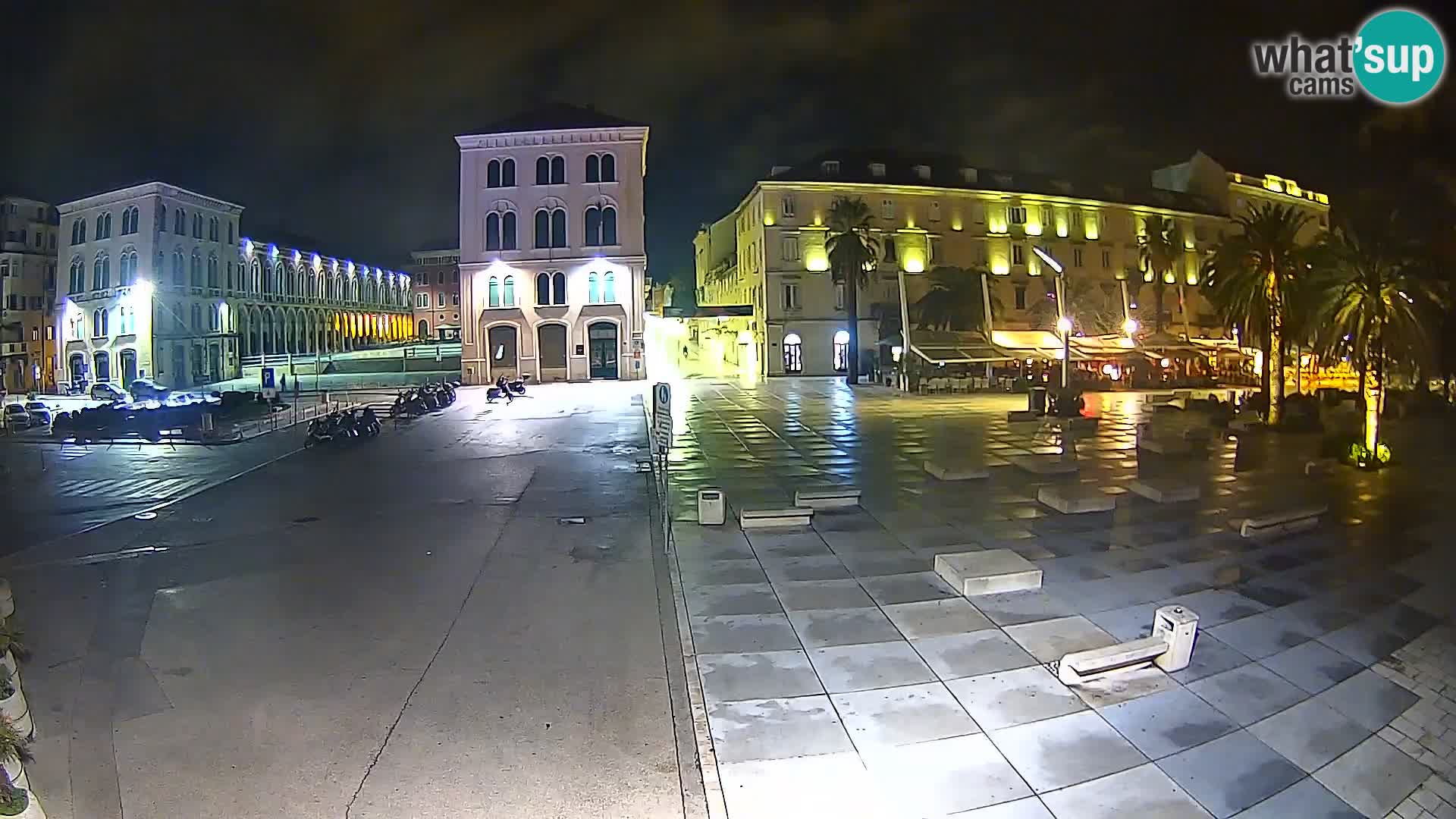 Webcam Split Riva – Prokurative | Trg Republike