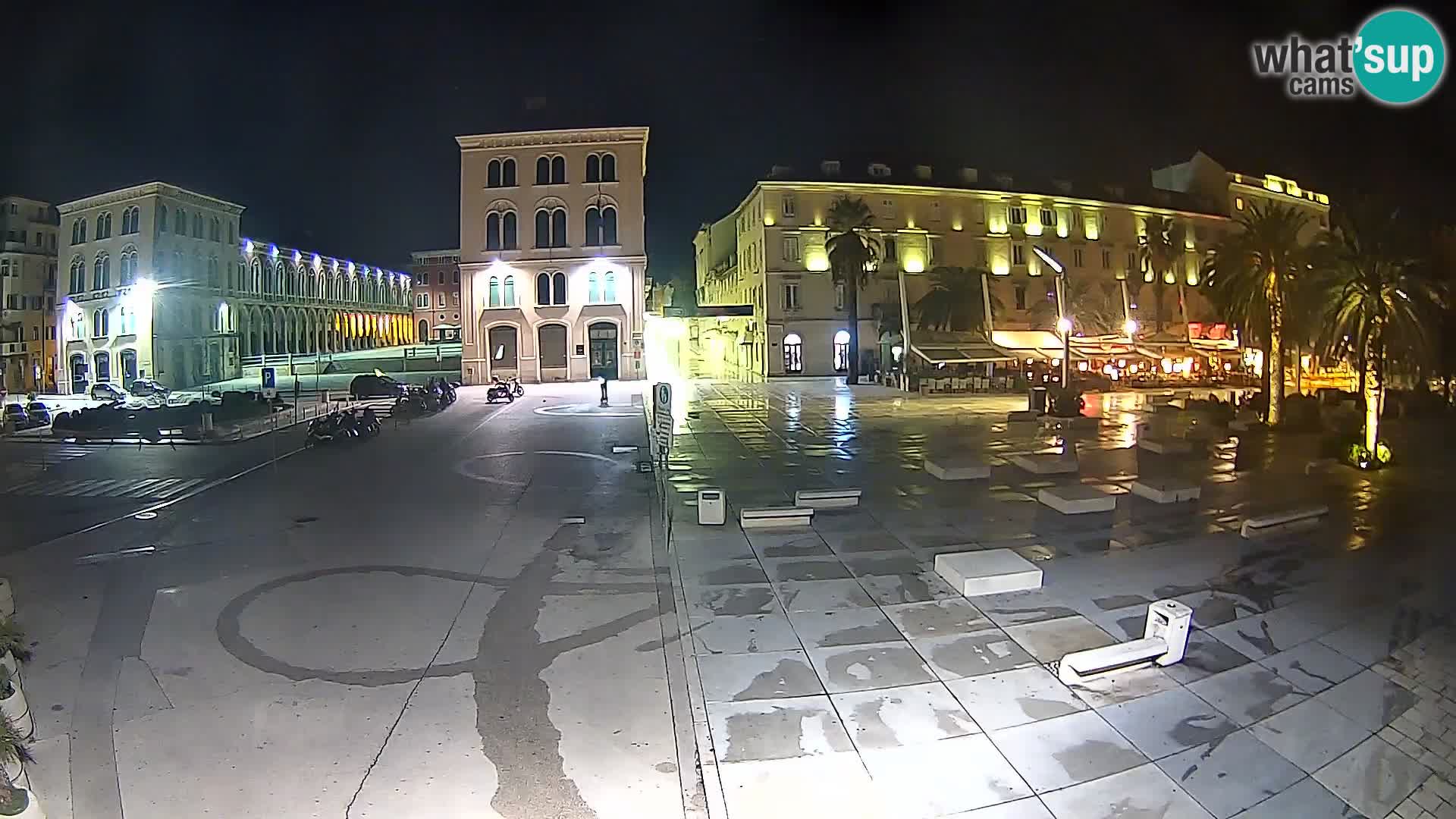 Webcam Split Riva – Prokurative | Trg Republike