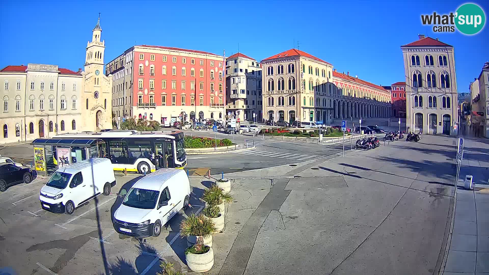Webcam Split Riva – Prokurative | Trg Republike