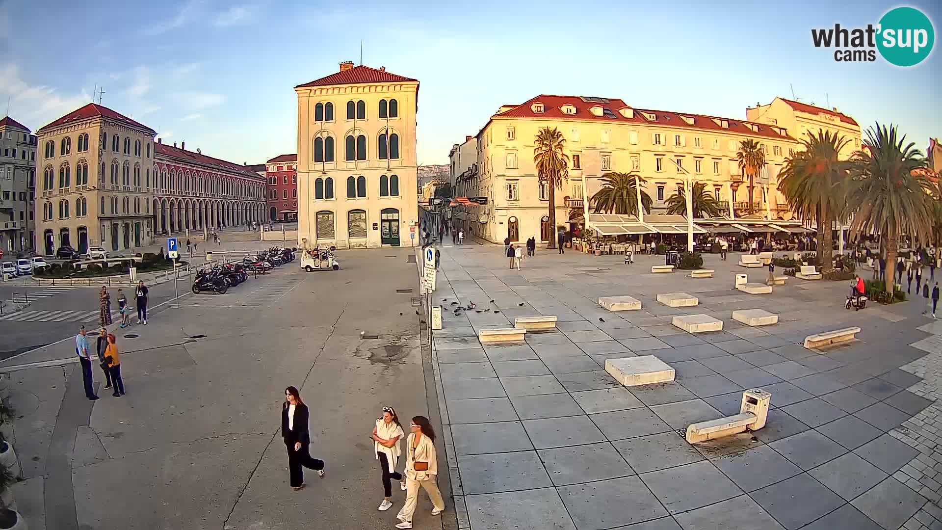 Webcam Split Riva – Prokurative | Trg Republike