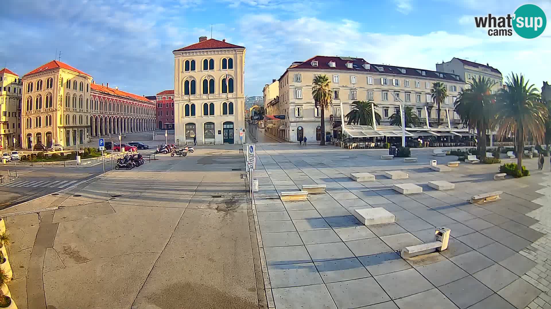 Webcam Split Riva – Prokurative | Trg Republike