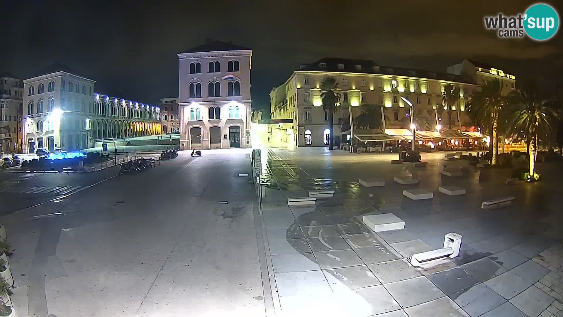 Webcam Split Riva – Prokurative | Trg Republike