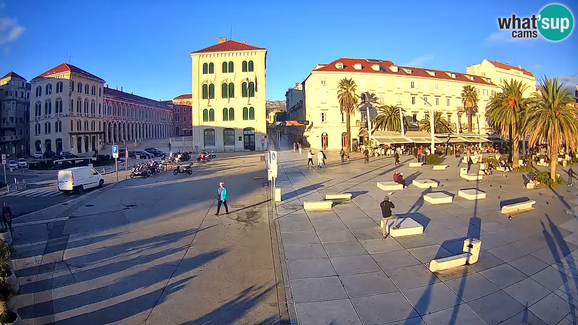 Webcam Split Riva – Prokurative | Trg Republike