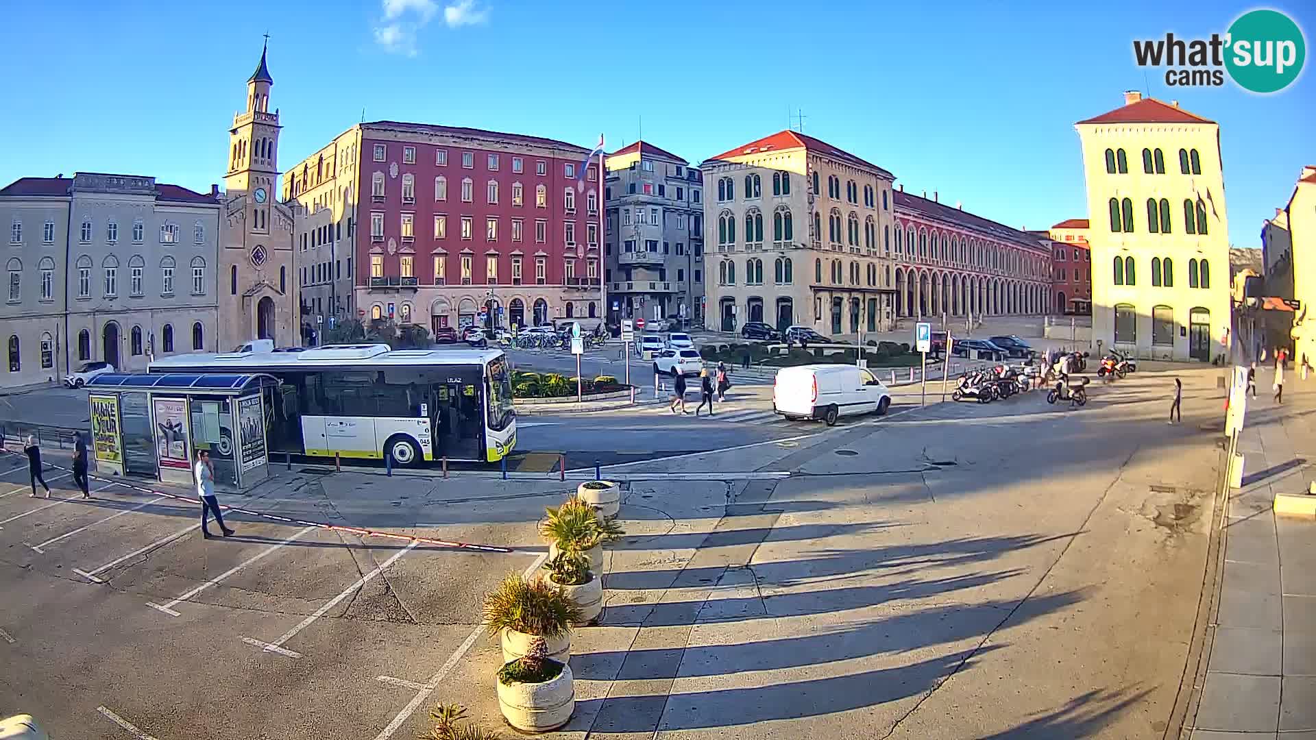 Webcam Split Riva – Prokurative | Trg Republike