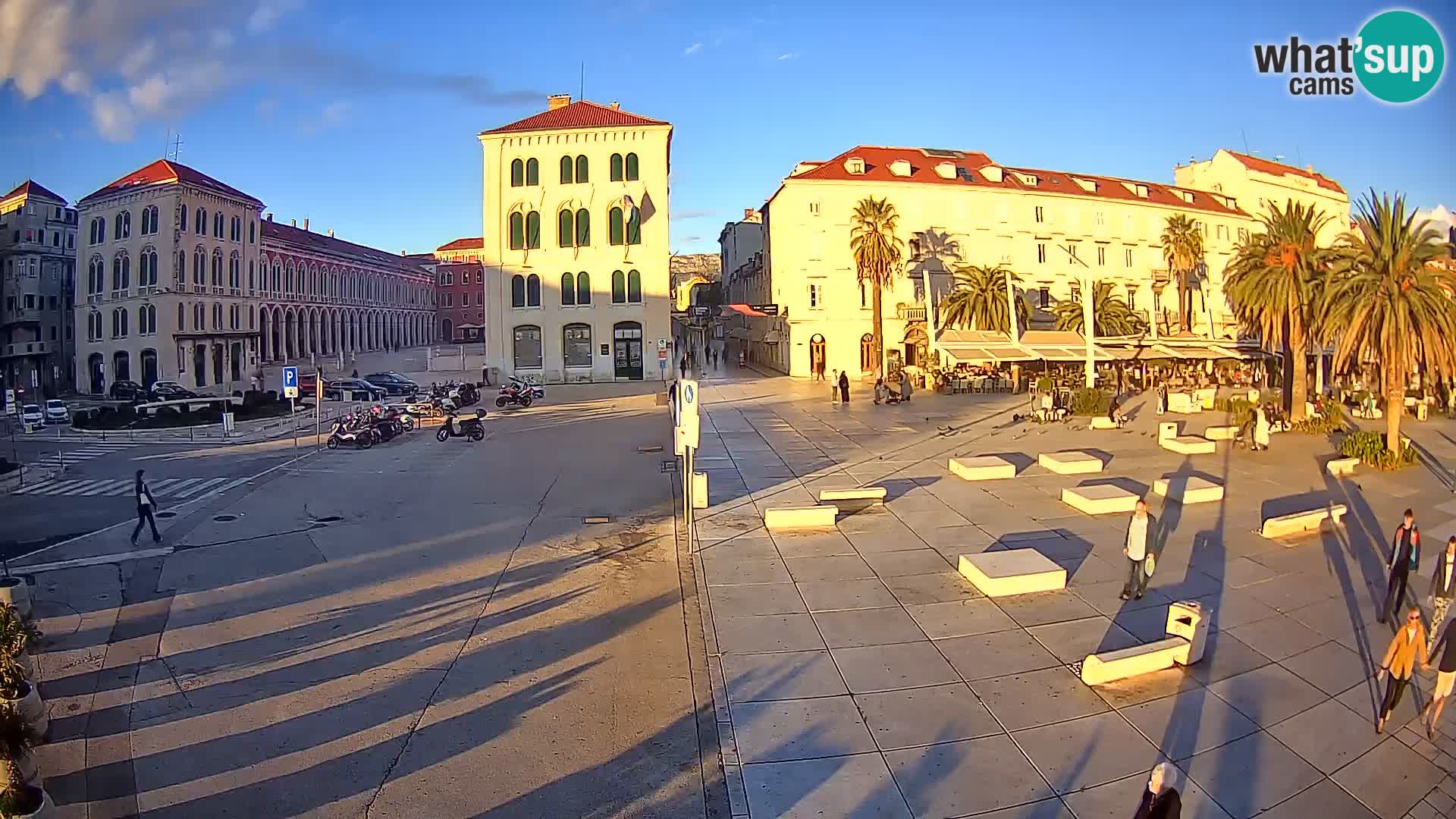 Webcam Split Riva – Prokurative | Trg Republike