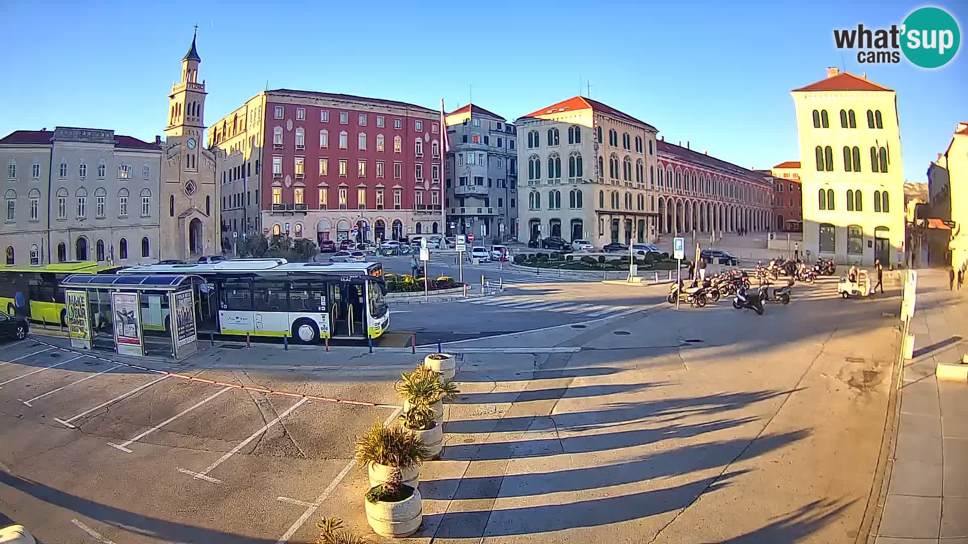 Webcam Split Riva – Prokurative | Trg Republike