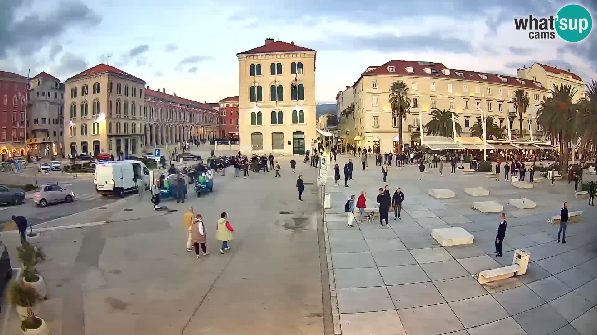 Live kamera Split Riva – Prokurative | Trg Republike
