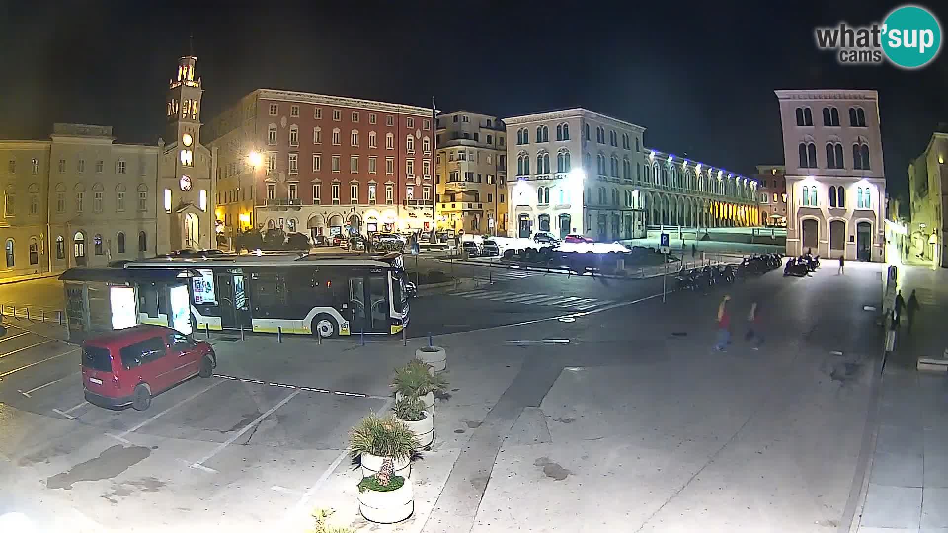 Webcam Split Riva – Prokurative | Trg Republike