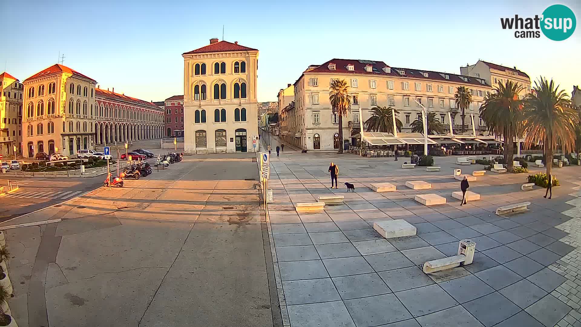 Webcam Split Riva – Prokurative | Trg Republike