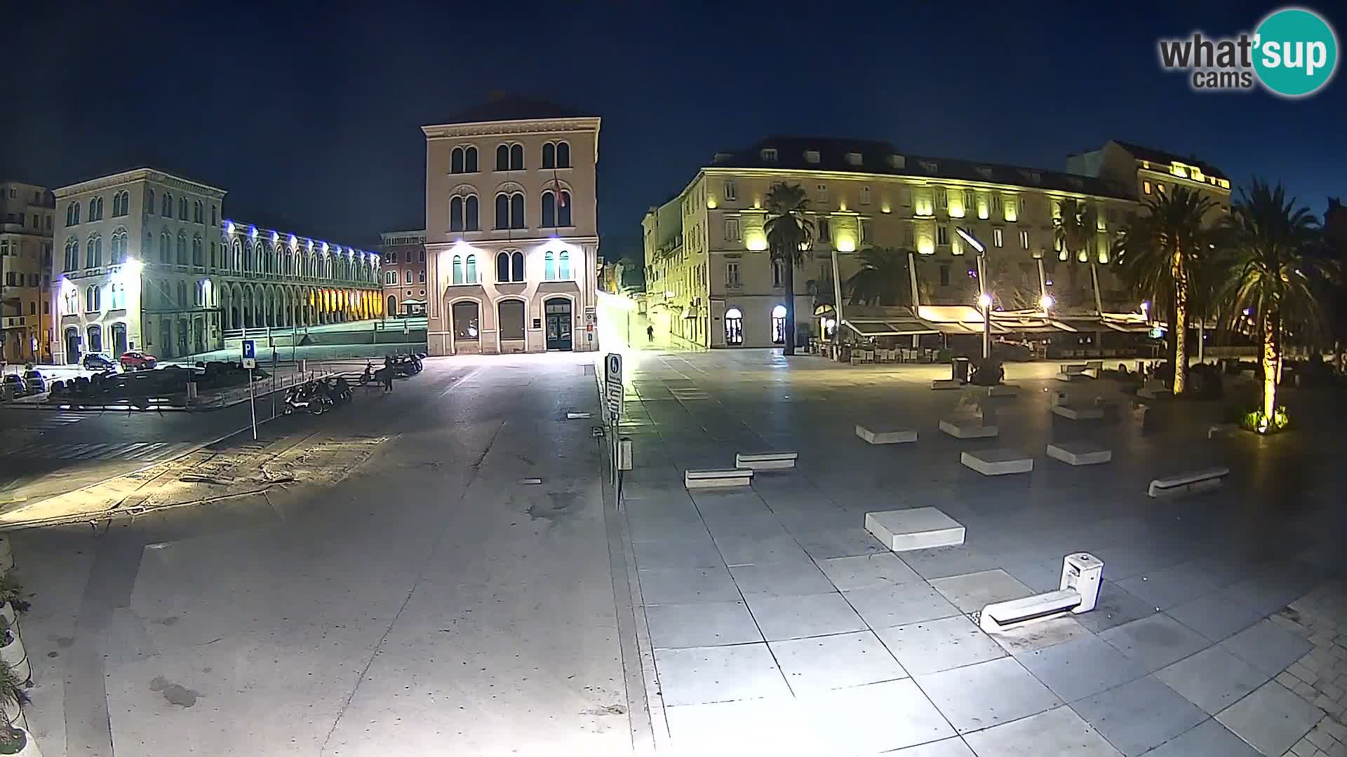 Webcam Split Riva – Prokurative | Trg Republike
