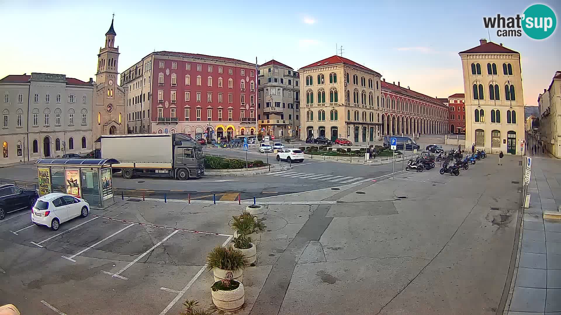 Live kamera Split Riva – Prokurative | Trg Republike