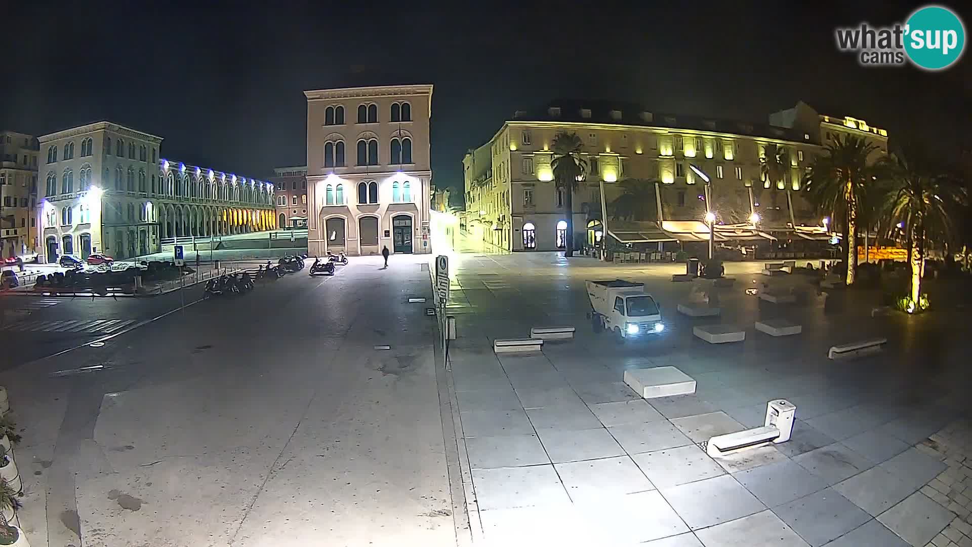 Webcam Split Riva – Prokurative | Trg Republike