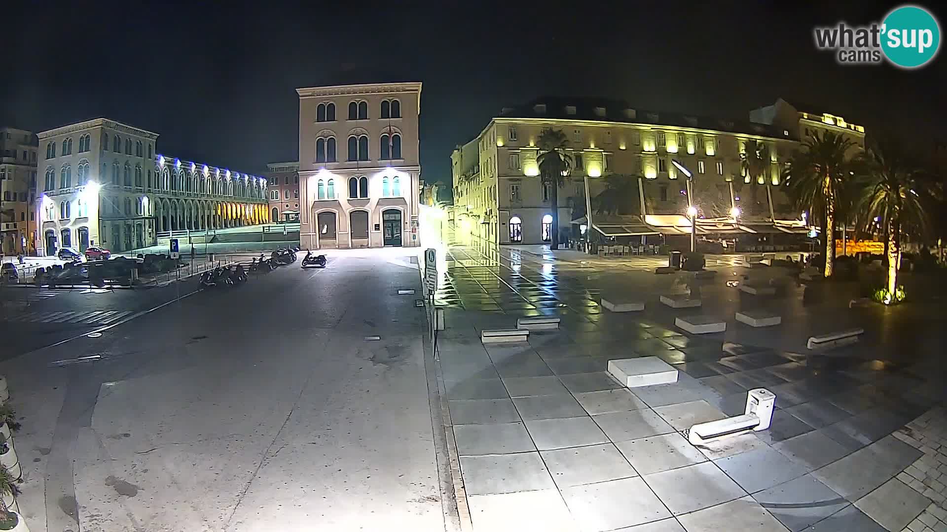 Webcam Split Riva – Prokurative | Trg Republike