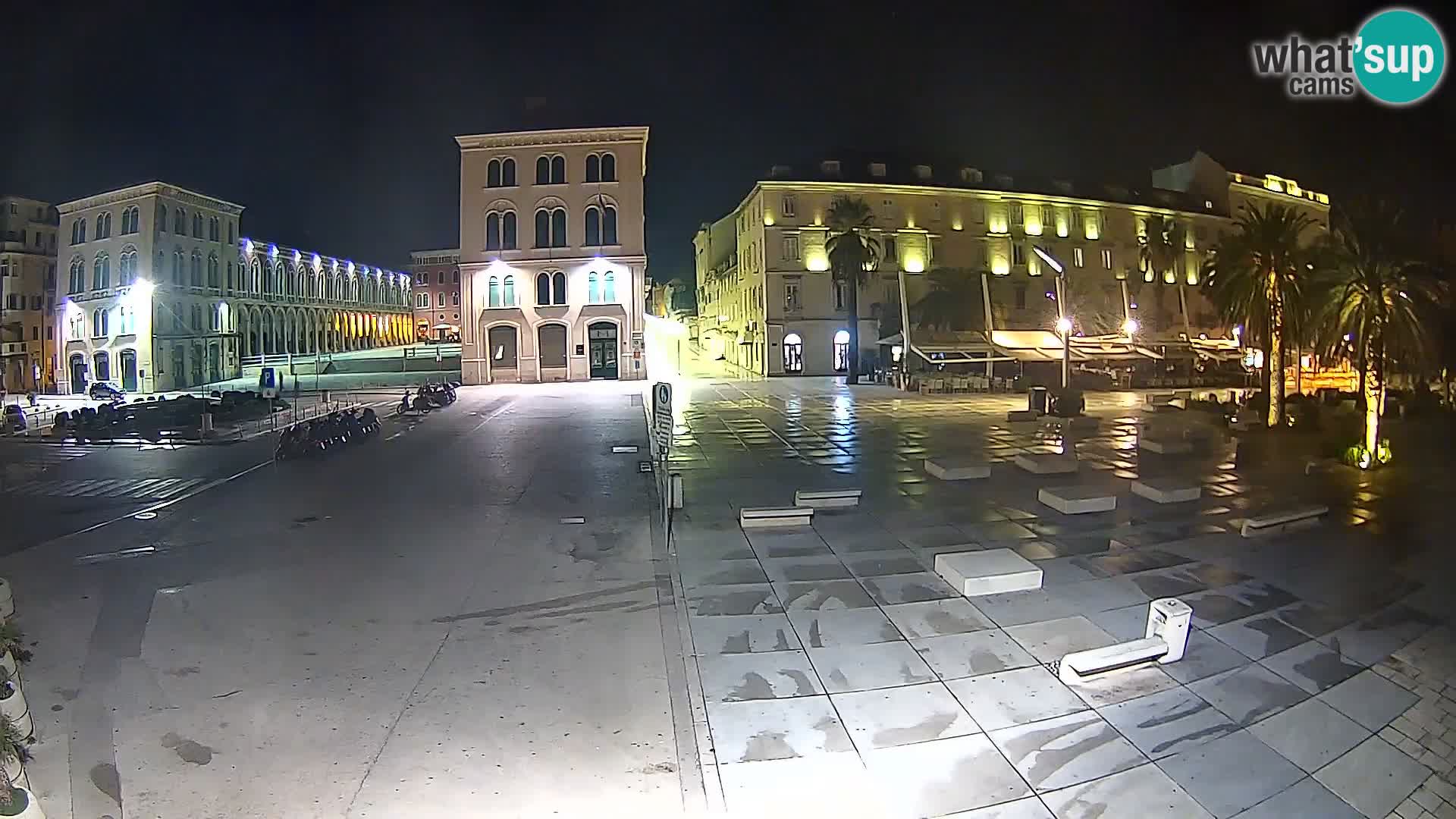 Webcam Split Riva – Prokurative | Trg Republike