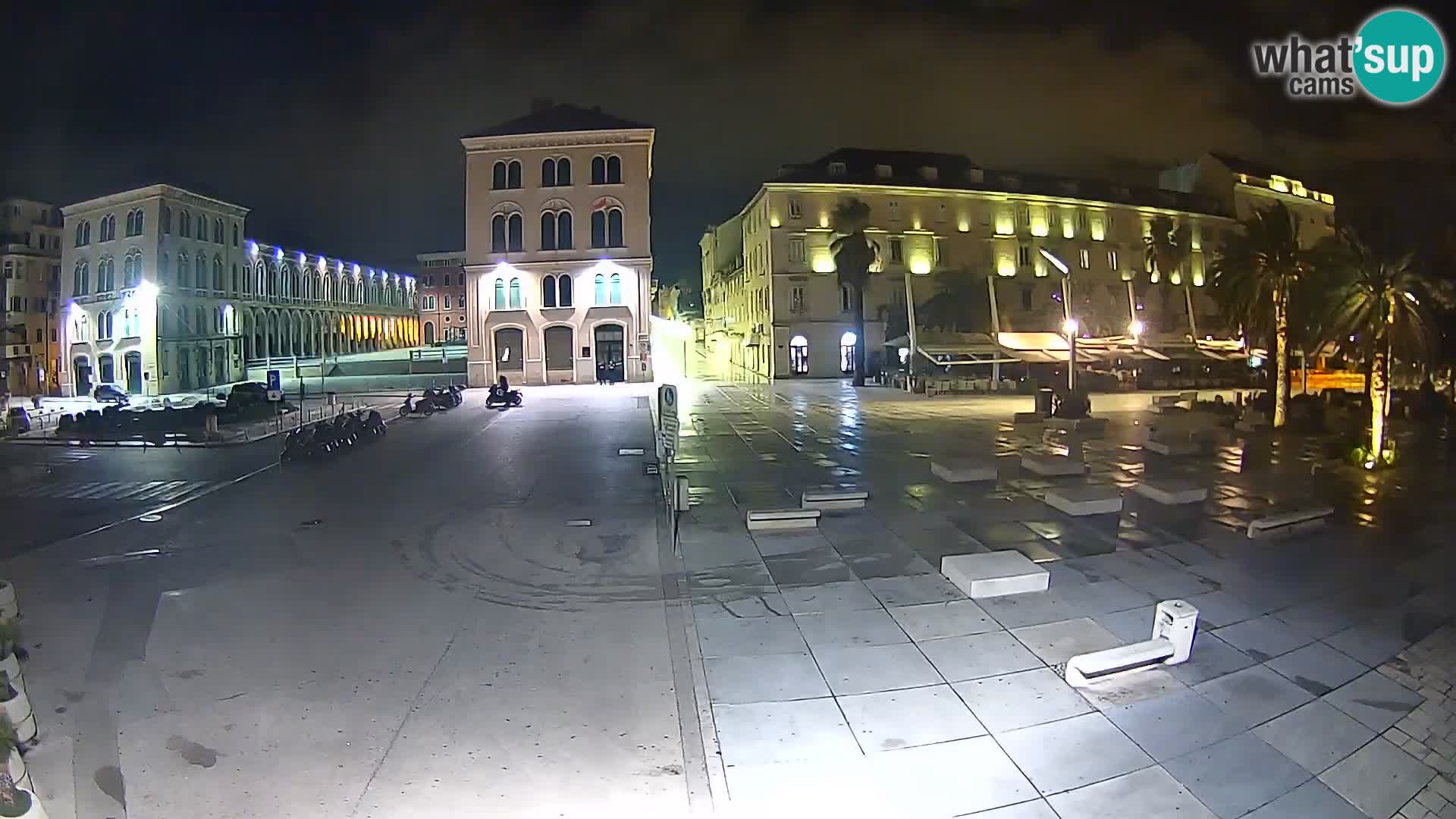 Webcam Split Riva – Prokurative | Trg Republike