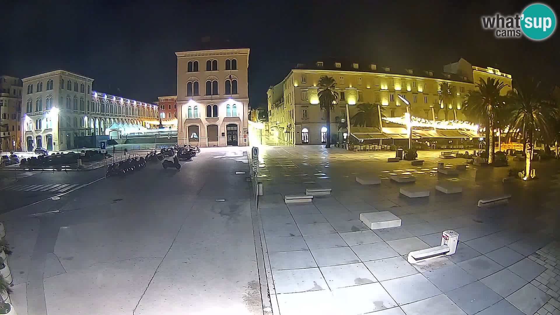 Webcam Split Riva – Prokurative | Trg Republike