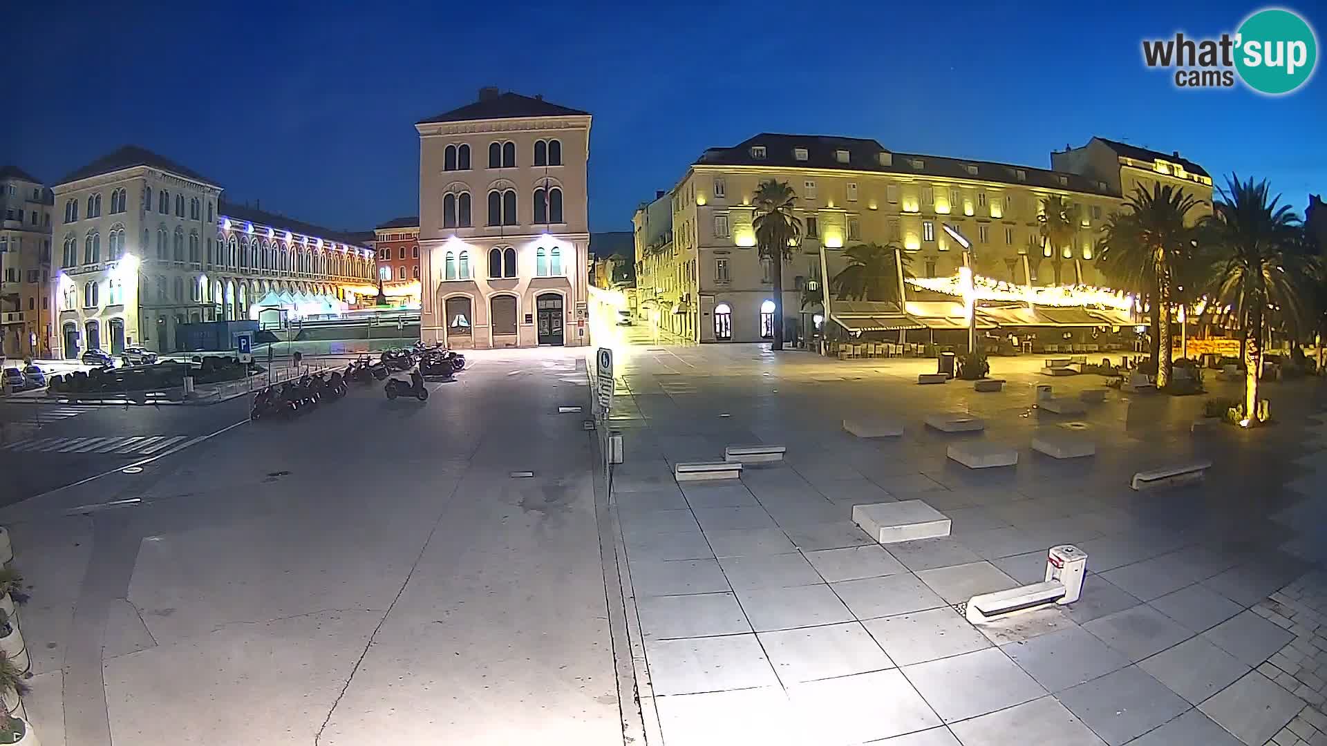 Webcam Split Riva – Prokurative | Trg Republike