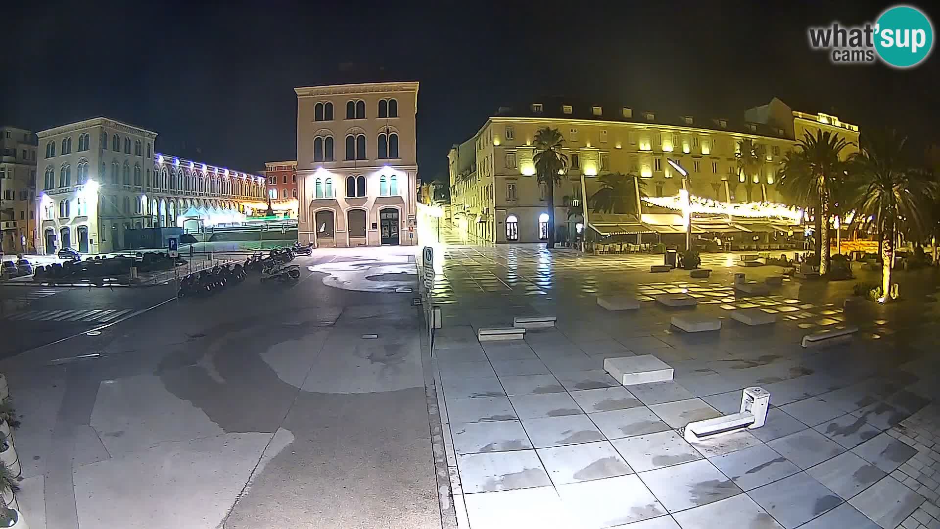 Webcam Split Riva – Prokurative | Trg Republike