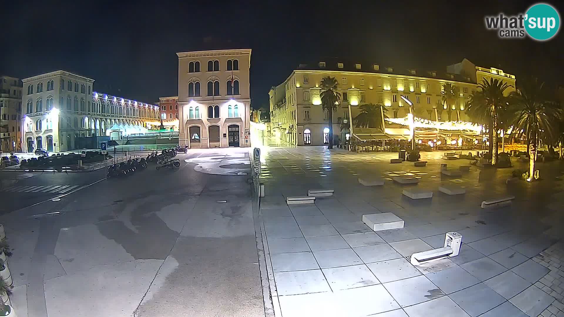 Webcam Split Riva – Prokurative | Trg Republike