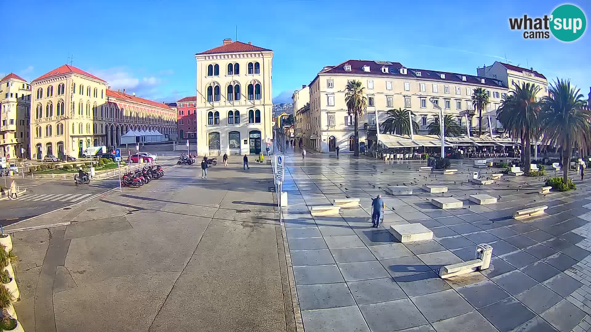 Webcam Split Riva – Prokurative | Trg Republike