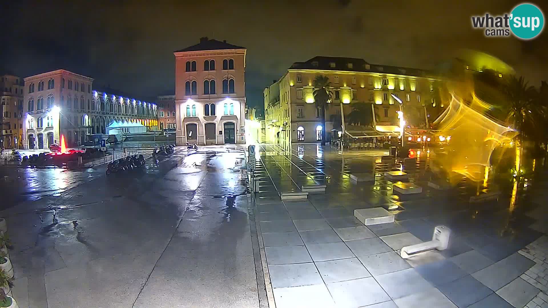 Webcam Split Riva – Prokurative | Trg Republike