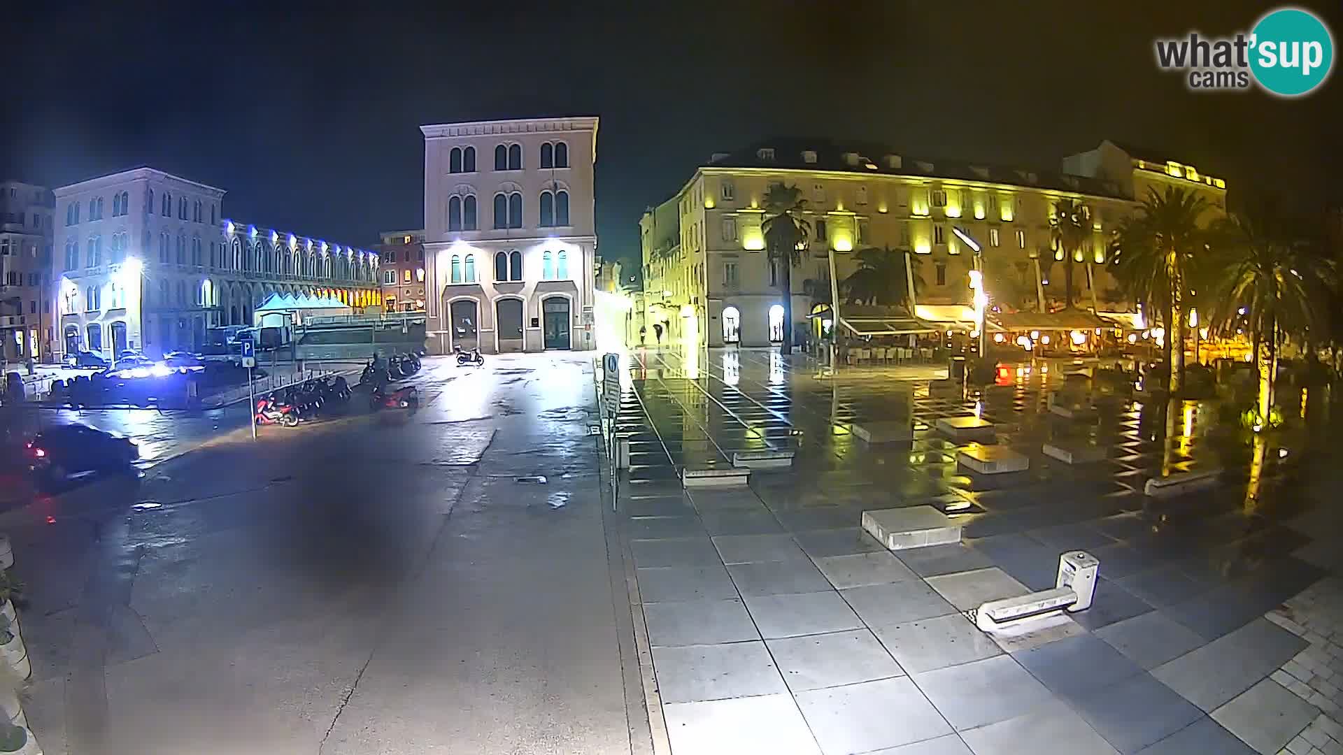 Webcam Split Riva – Prokurative | Trg Republike
