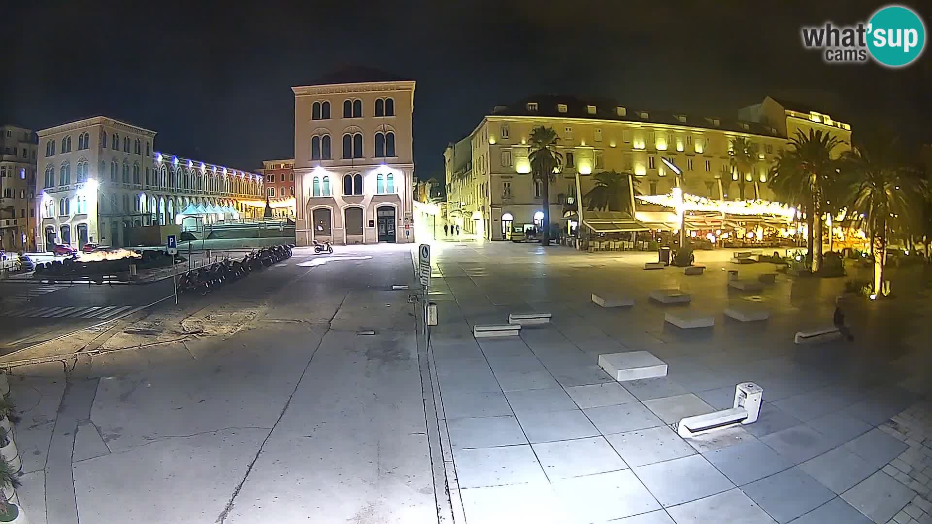 Webcam Split Riva – Prokurative | Trg Republike