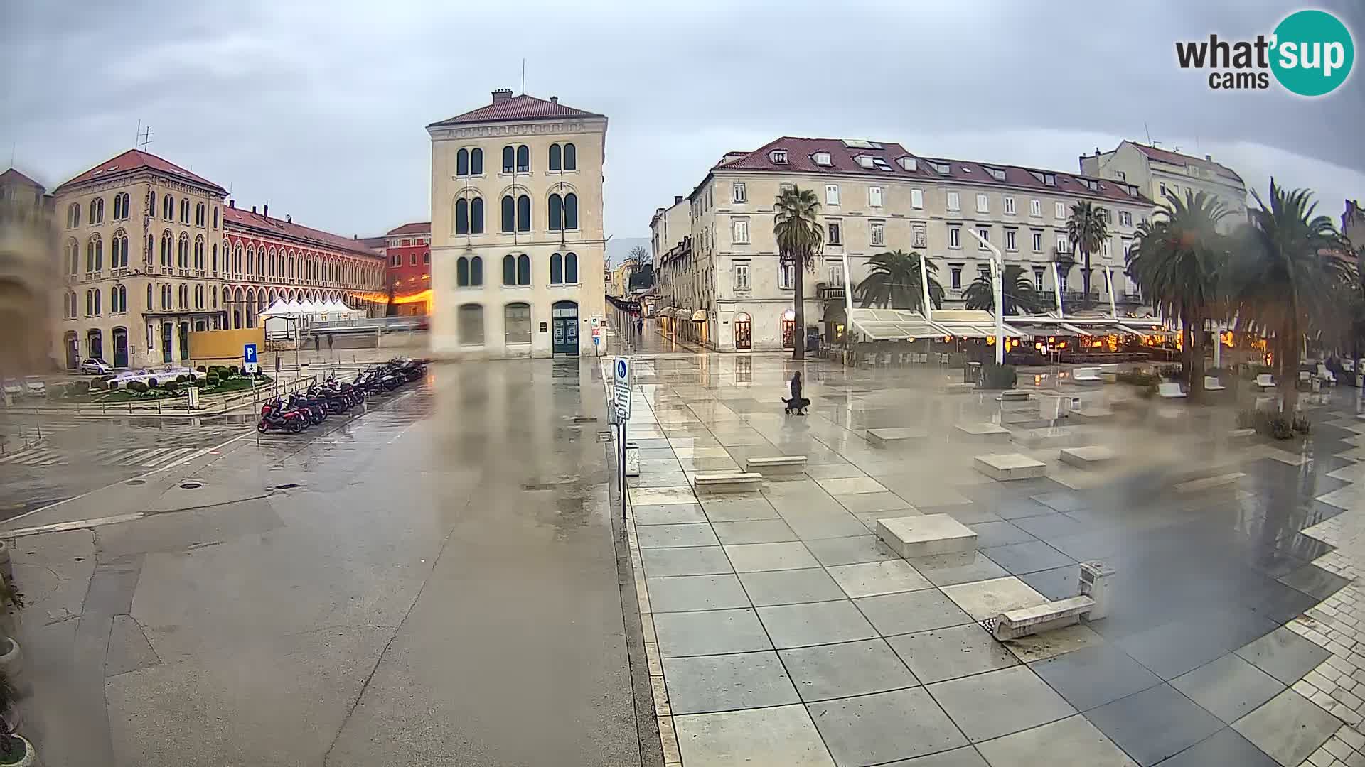Webcam Split Riva – Prokurative | Trg Republike