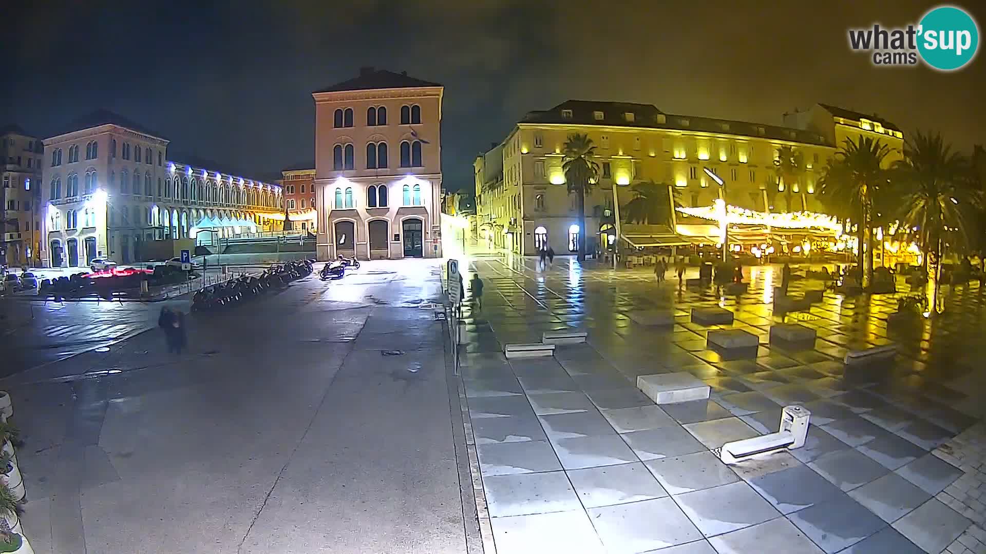 Webcam Split Riva – Prokurative | Trg Republike