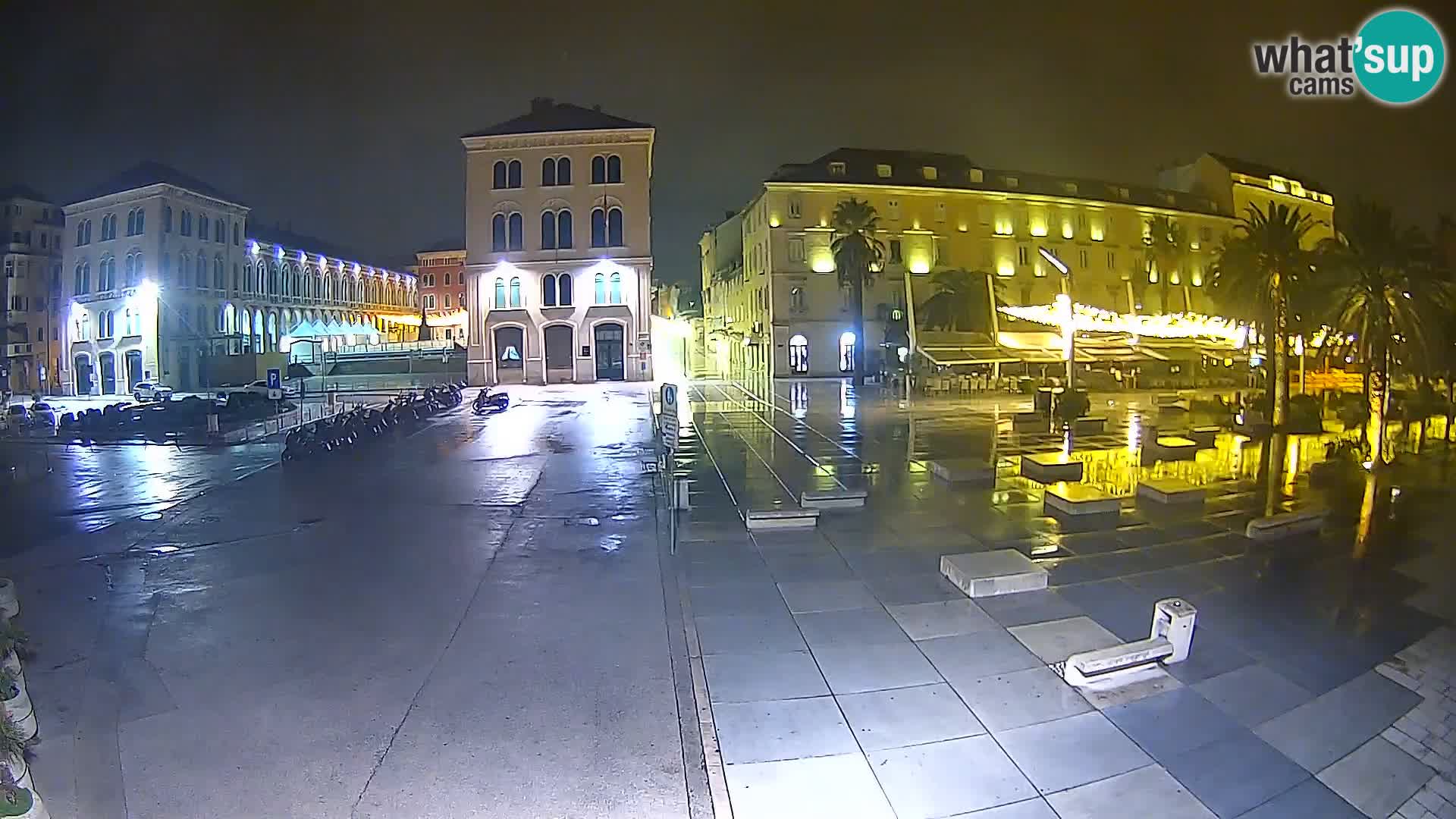 Webcam Split Riva – Prokurative | Trg Republike