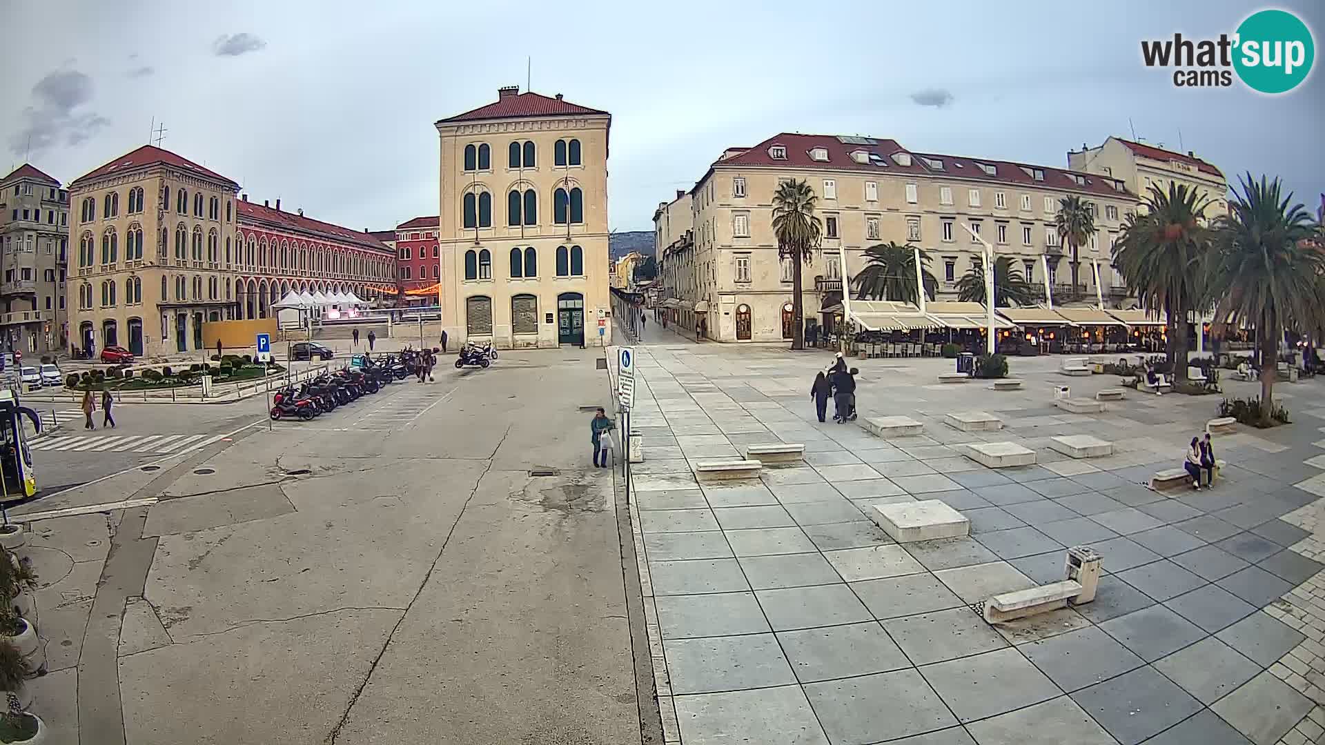 Webcam Split Riva – Prokurative | Trg Republike