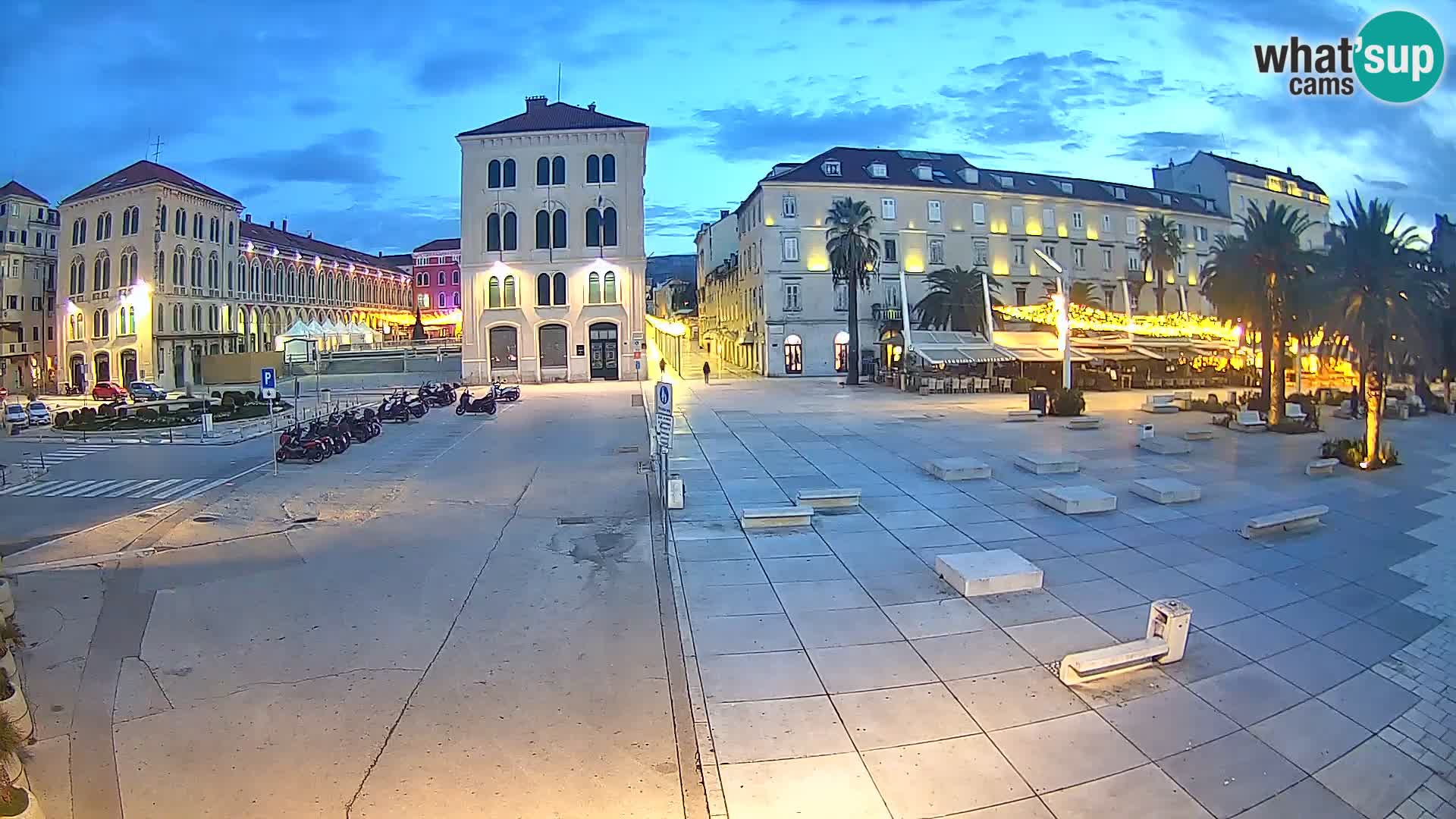 Webcam Split Riva – Prokurative | Trg Republike