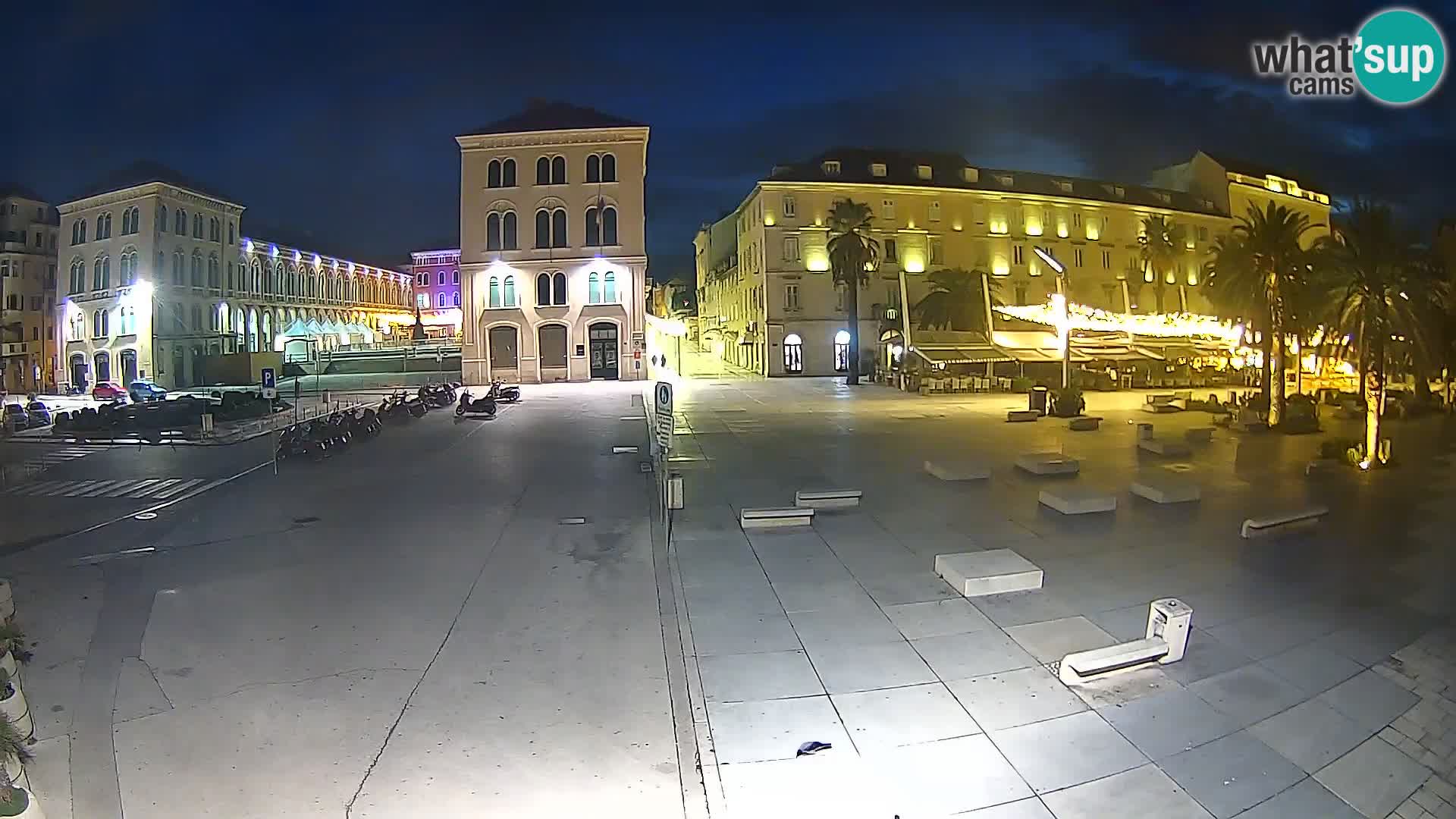 Webcam Split Riva – Prokurative | Trg Republike