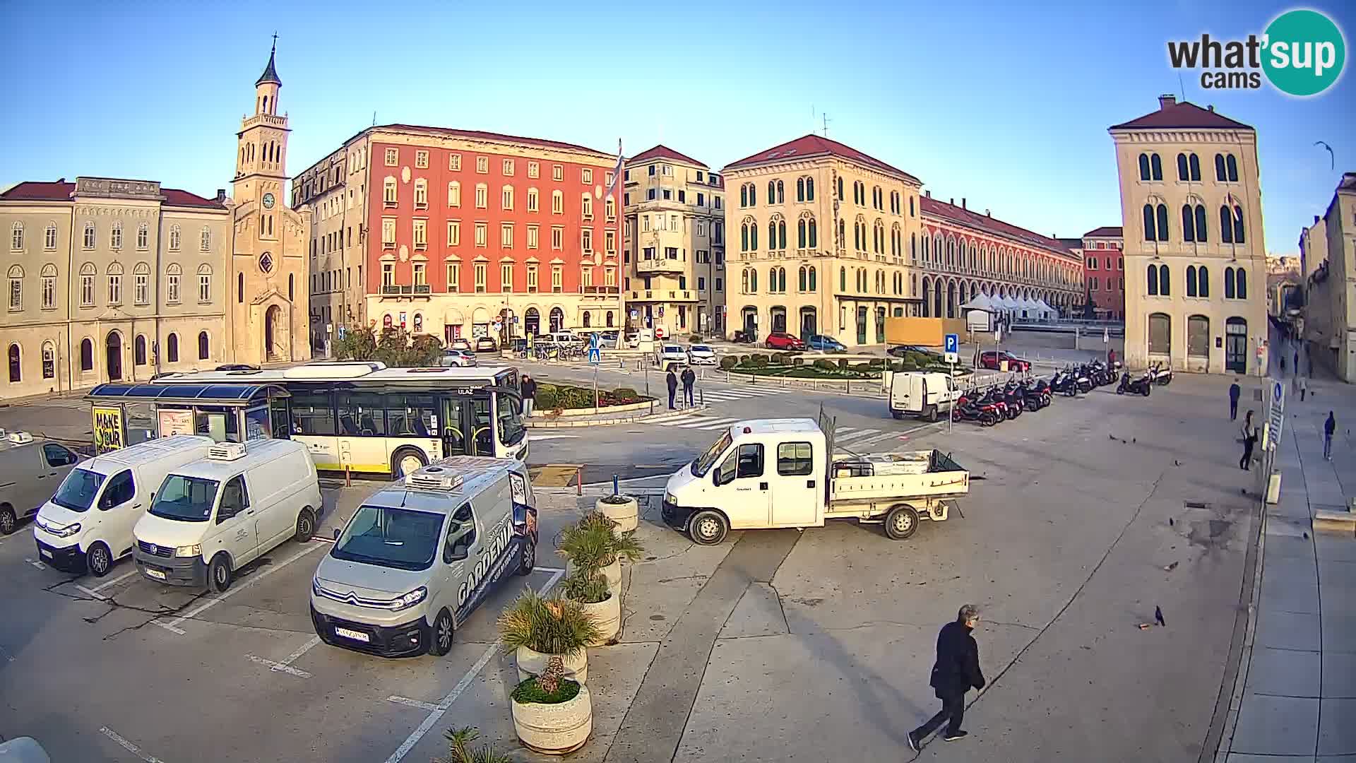 Webcam Split Riva – Prokurative | Trg Republike