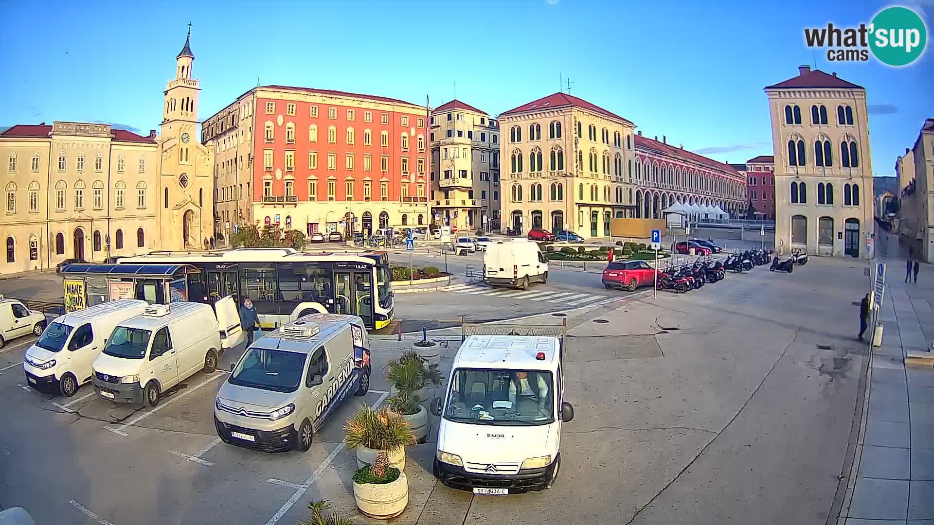 Webcam Split Riva – Prokurative | Trg Republike