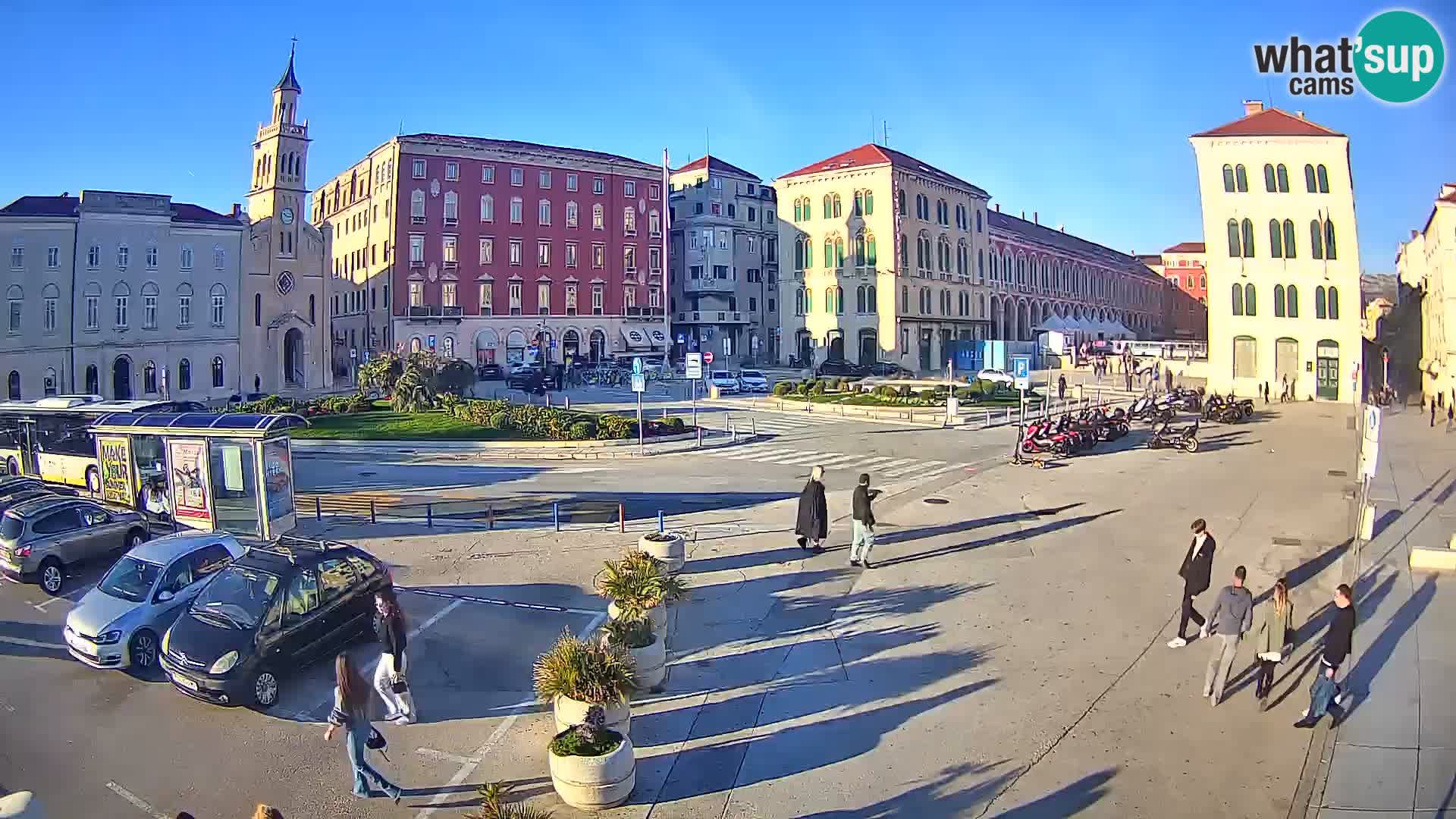 Webcam Split Riva – Prokurative | Trg Republike