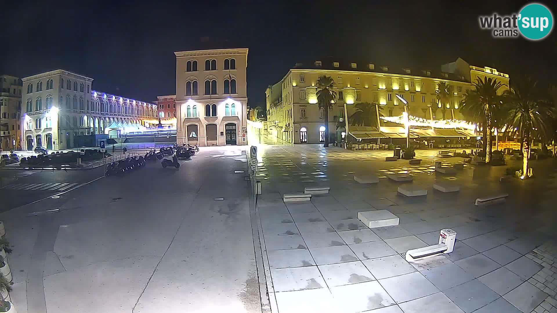 Webcam Split Riva – Prokurative | Trg Republike