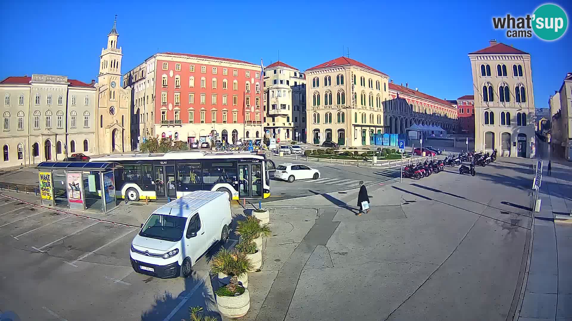Webcam Split Riva – Prokurative | Trg Republike