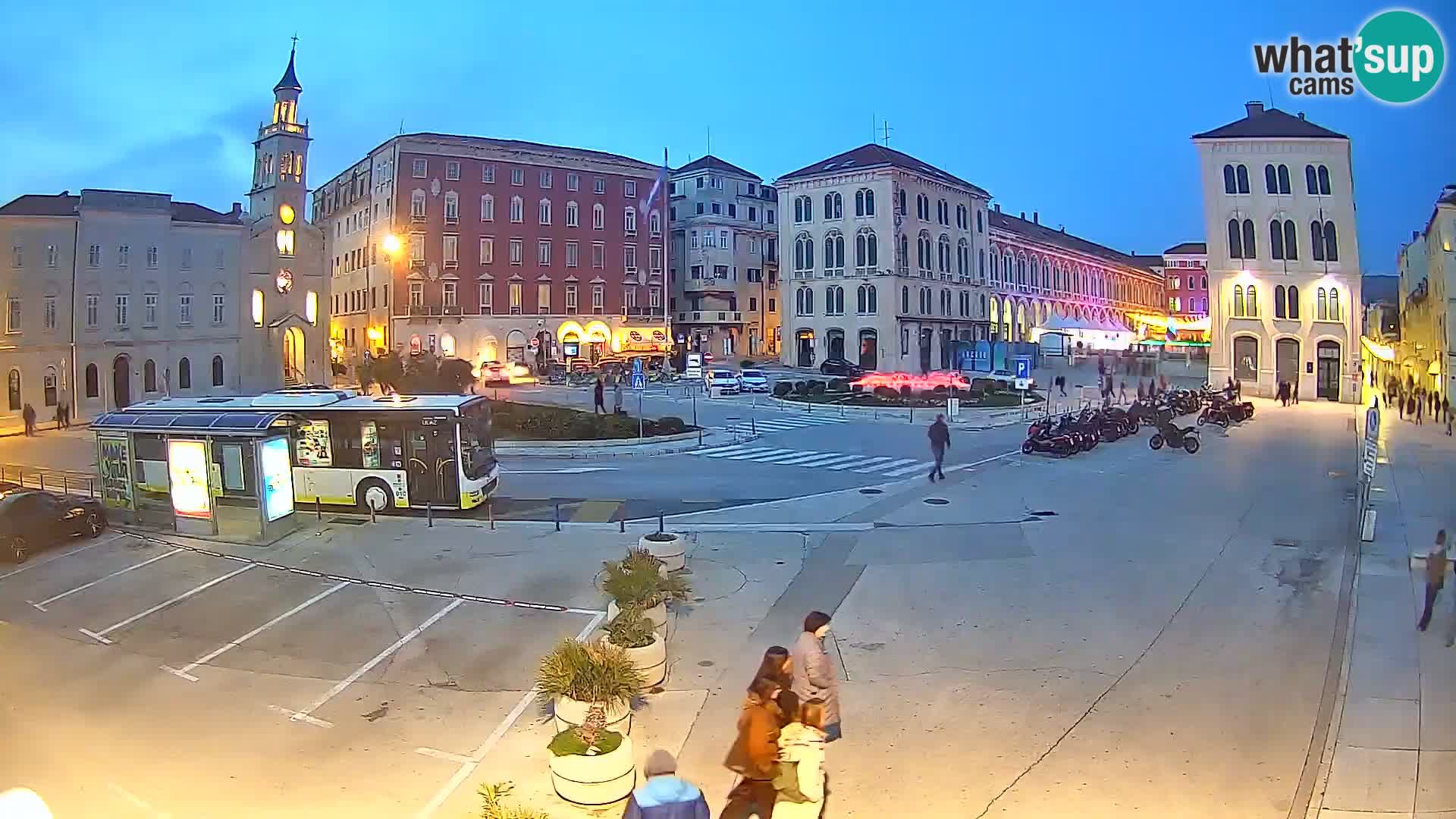 Webcam Split Riva – Prokurative | Trg Republike