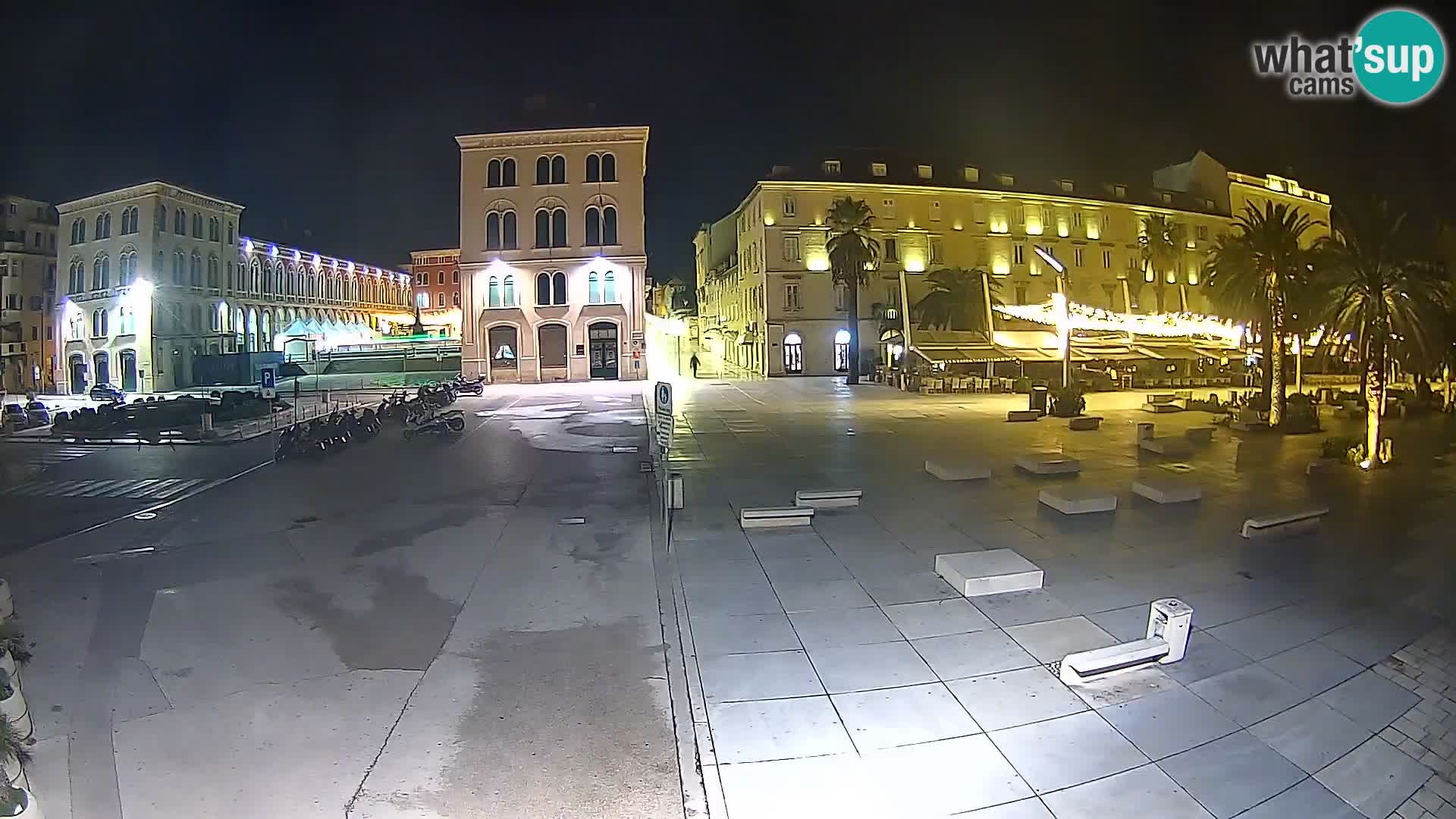 Webcam Split Riva – Prokurative | Trg Republike