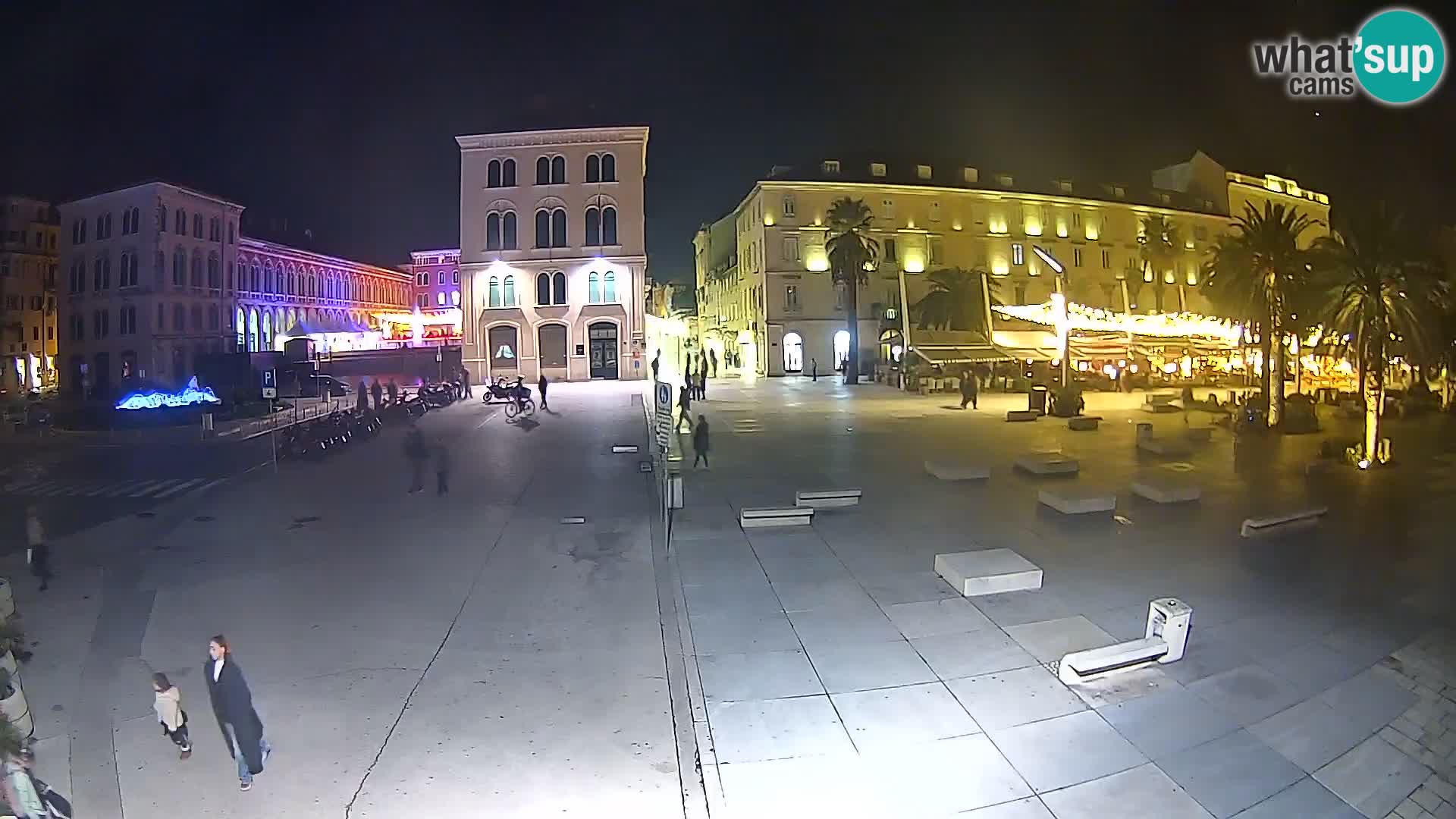 Webcam Split Riva – Prokurative | Trg Republike